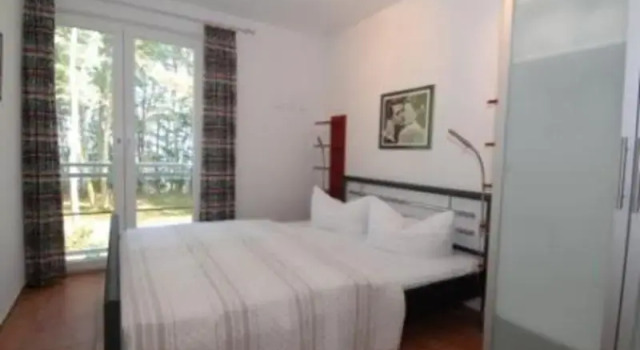 Residenz Falkenberg - Apt. 06, Забронировать Апартаменты/квартира Отели Остзебад-Зеллин с парковкой, рядом с Зеллинский музей янтаря, Парковка