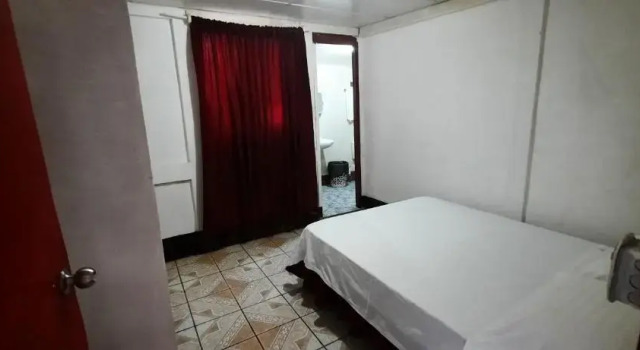 Tropical Dreams Hostel, Prenota Ostello Corn Island 