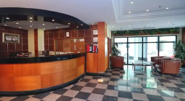 Elite Pavillion, Rezervovat Hotel Hotely v Capital Governorate s bazénem, Bazén