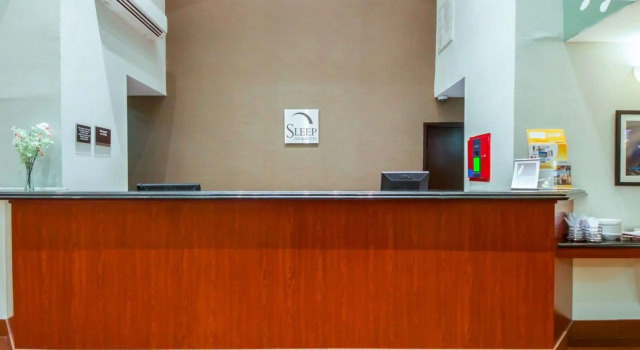 Sleep Inn & Suites Edmond, Book Hotel Hoteller i Edmond med parkering, Parkering