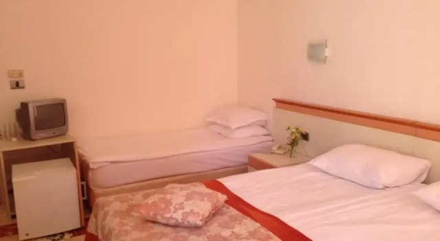 Трёхместный номер Standard с балконом Hotel Koral