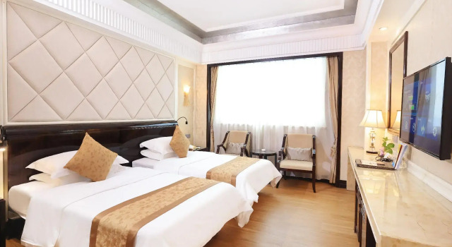 Sun City Hotel Haikou, Забронировать Отель Лунхуа Хайкоу, рядом с Haikou Pepole's Park