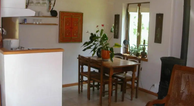 Коттедж c 1 комнатой Gîte Marzan