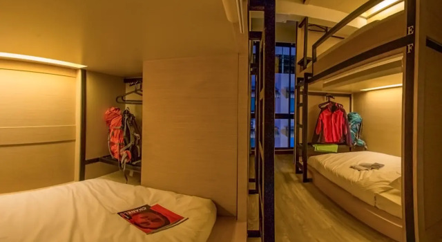 Кровать в общем номере (женский номер) Le Bonheur Poshtel