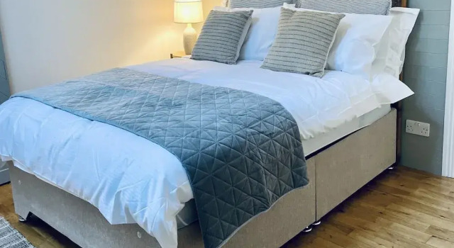 Wavecrest Holiday Cottage, Rezerwuj Dom wakacyjny Garryvoe County Cork