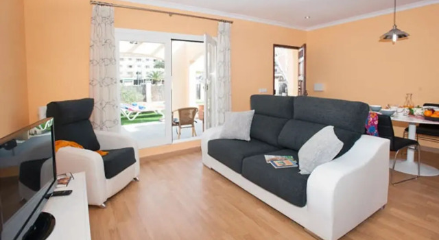 Chalet With 2 Bedrooms in Alcúdia, With Wonderful Lake View, Private P, Book Chalet Alcudia Majorca
