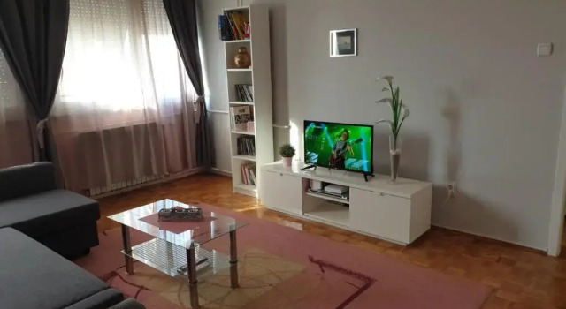 Apartment Duluta, Забронировать Апартаменты/квартира Нови Белград Белград, рядом с Торговый центр Usce