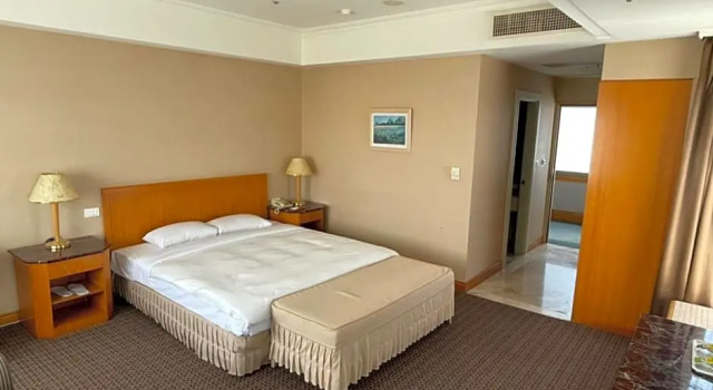 Номер Deluxe Chuto Plaza Hotel
