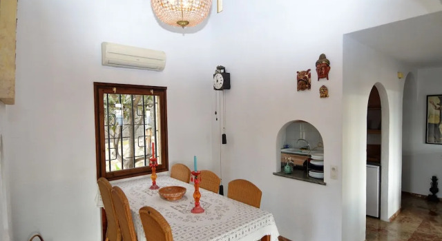Lavish Villa in Coveta Fumá With Private Swimming Pool, Забронировать Вилла Кампельо Коста-Бланка