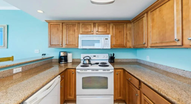 Коттедж Spacious 3BR 3Bath 12th Floor, Million-Dollar Gulf Views