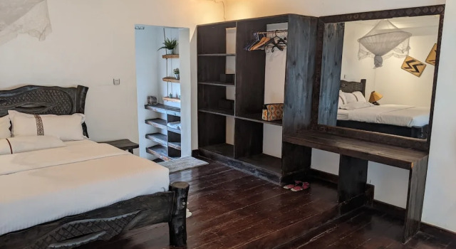Apartamento doble familiar con balcón y con vista al terreno Inside Afrika Boutique Hotel