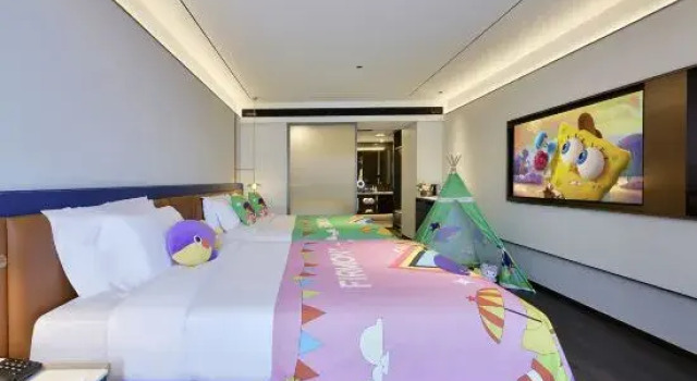 Семейный люкс Mehood Theater  Hotel (Xi'an Bell and Drum Tower Daming Palace Longshouyuan Subway Station Branch)