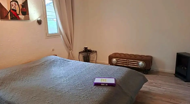 NOTRE PETIT COIN DE PARADIS chambre privée chez l'habitant, Rezervasyon Otel Seillons-Source-dʼArgens Green Provence