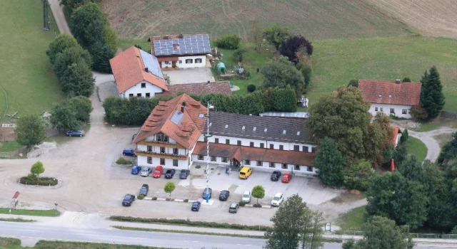 Landgasthof Pauliwirt, Buchen Sie Hotel Erharting Oberbayern