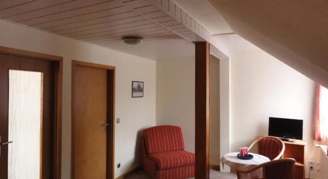 Gasthaus zu Melchendorf, Book Hotel 3-stjernede hoteller i Luther Trail, 3*