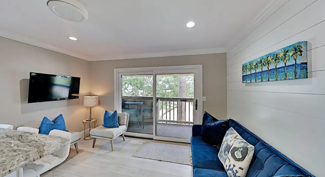 Eagle's Nest - Fully Renovated 1br/1ba 3rd Floor 1 Bedroom Condo