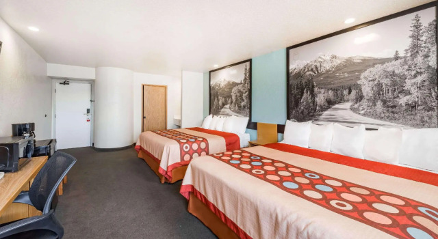 Standardowy czteroosobowy pokój Super 8 by Wyndham Show Low