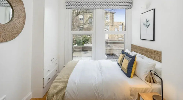 Lovely Designer 1 Bedroom Shepherd's Bush 7 min to Tube