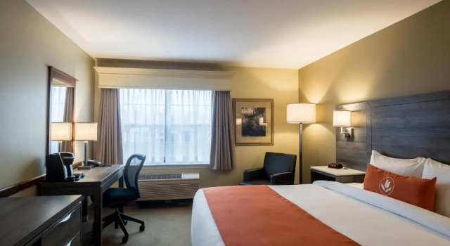 Номер Deluxe Amsterdam Inn & Suites, an Ascend Collection Hotel