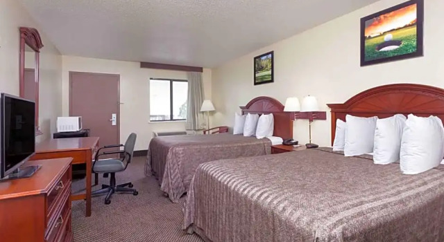 Standard Vierer Zimmer Heritage Inn Augusta