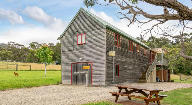 Апартаменты Herons Rise Vineyard Accommodation