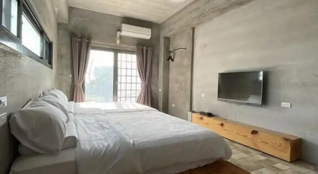 Четырёхместный номер Standard с балконом и с видом на океан Green House Homestay