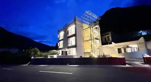 Little Carpenter Inn – Shuangqiaogou (2nd Branch), Prenota Hotel Renshenguoping Cina