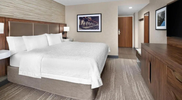 Двухместный номер для гостей с ограниченными возможностями Hampton Inn & Suites Chicago-Downtown