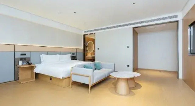 Люкс JI Hotel Qingdao Laoshan Stone Man Bathing Beach