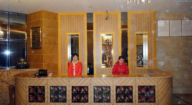 Weirui Hotel, Prenota Hotel Hotel a Chongqing Area con parcheggio, Parcheggio