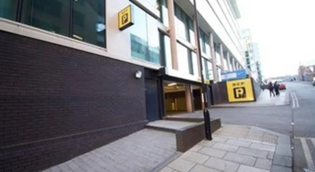 2BR Beautiful Apartment in Sheffield City Centre, Varaa Huoneisto Asunnot kohteessa Merseyside, Huoneisto