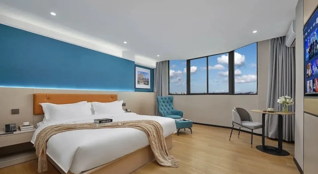 Номер Deluxe Juman Hotel