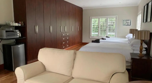 Springside House, Забронировать Отель Хиллкрест Пайнтаун