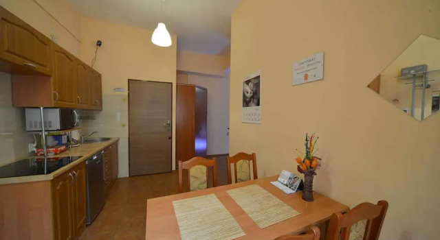Apartaments Piotrkowska 101, Забронировать Апартаменты/квартира Отели Лодзинское воеводства с парковкой, рядом с Улица Петрковская, Парковка