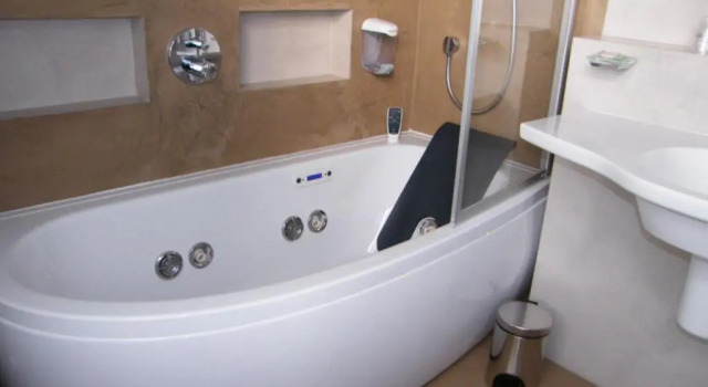 Четырёхместный номер Standard CITHOTEL Saint-Pierre