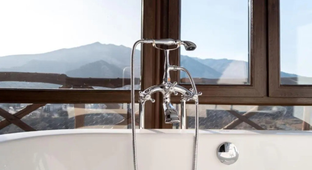 Suite Golden Fleece