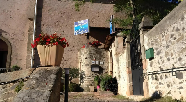 Hotel Restaurant La Calade, Réserver Hôtel Octon Hérault