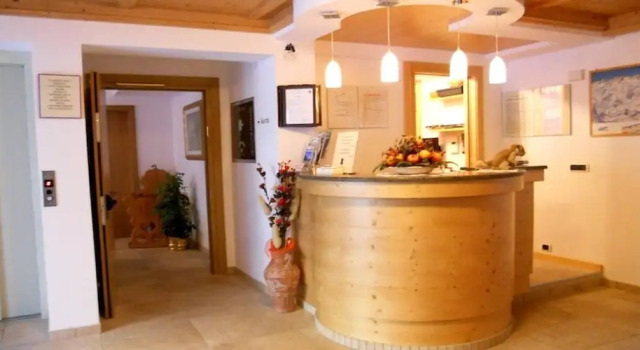 Residence Manuela, Забронировать Отель Отели Кавалезе 3 звезды, рядом с Cavalese-Fondovalle, 3*