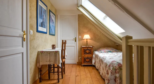 Breton Escape in Querrien