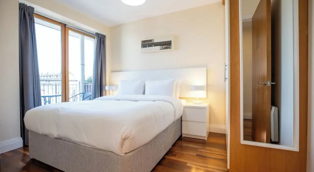 Апартаменты Deluxe Georgian Square Apartments