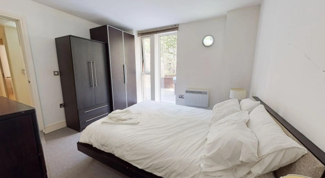 Comfy One Bedroom Apartment in Heart of Waterloo
