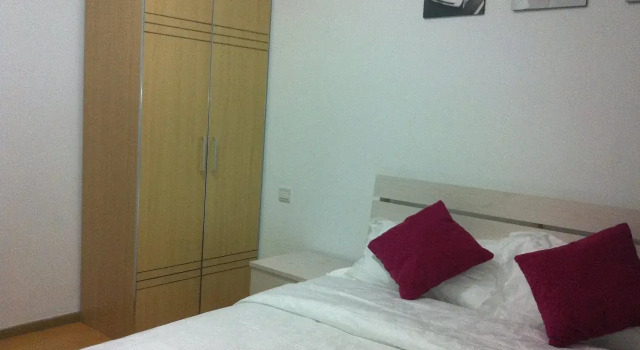 Shenzhen Shengang Apartment Dongmen Branch