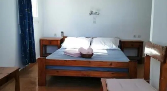 Vromolithos Studio In Spilia Leros, Prenota Hotel Vromolithos Partheni