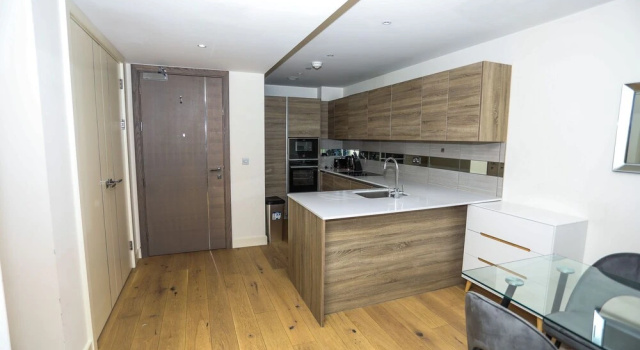 Апартаменты Business Docklands Stunning 2 bed Apartment London
