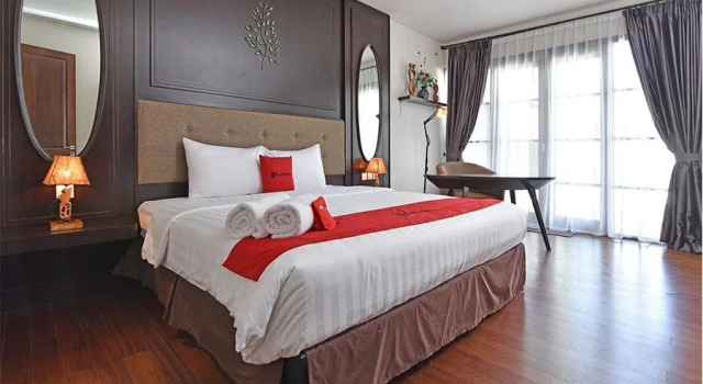 RedDoorz Plus near Pantai Jimbaran