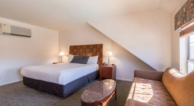 Royal Copenhagen Inn, Забронировать Мини-отель Солванг Santa Ynez Valley