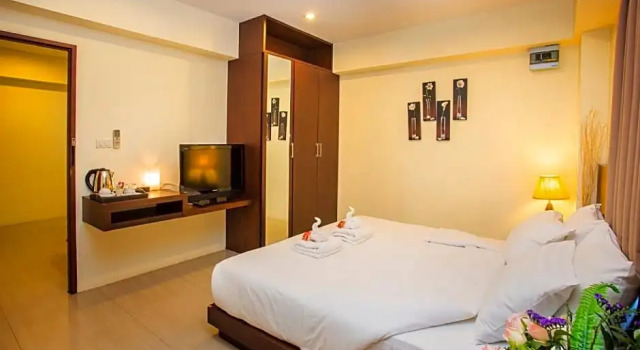 Трёхместный номер Standard The Loft Resort Bangkok