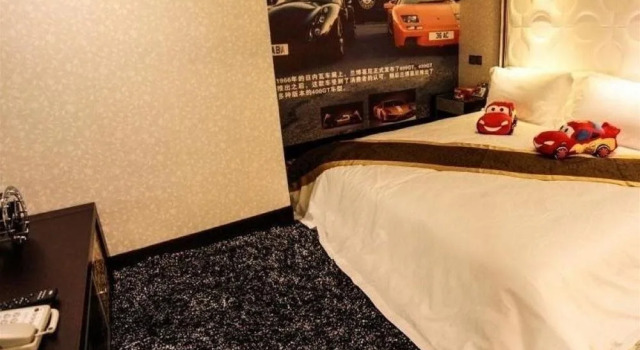 Yijia Hotel Mianyang Tieniu Square Branch, Rezerwuj Hotel Hotele 3-gwiazdkowe w Mianyang, 3*