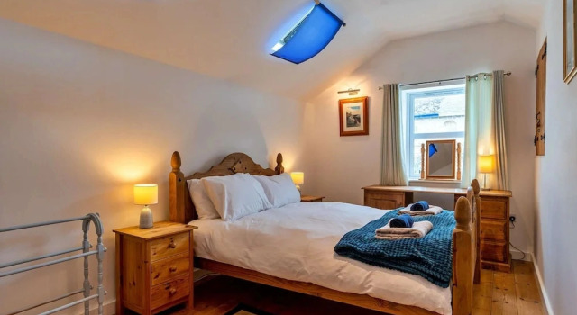 Cottage in Porthleven Near Beach & Harbour