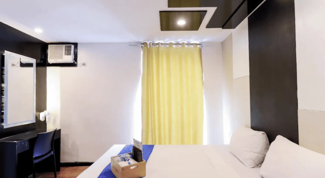 Номер Deluxe Hotel Dreamworld North Edsa